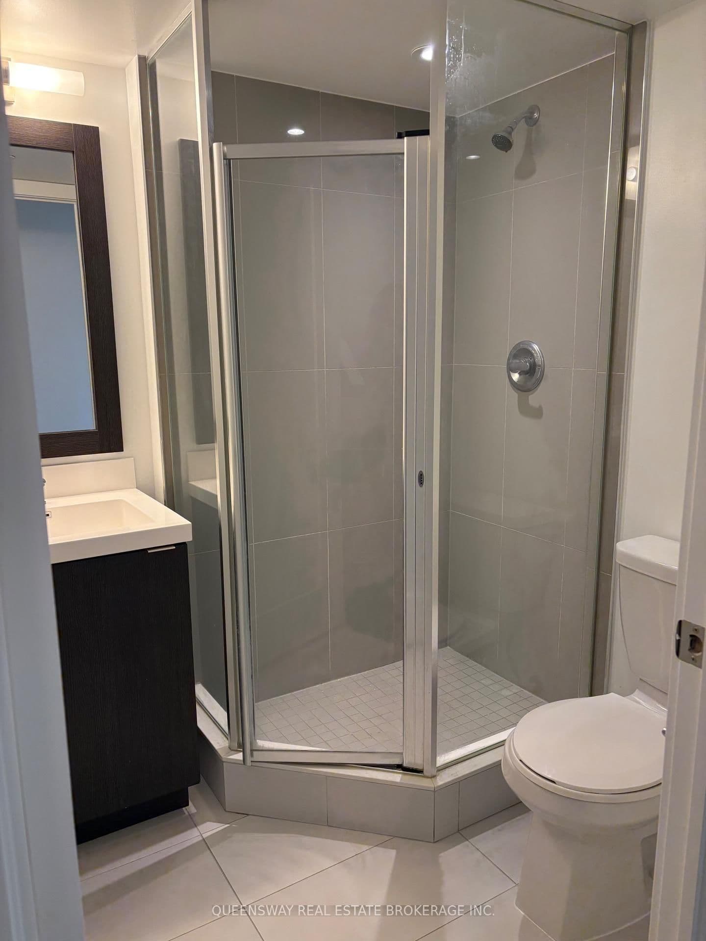 7 Mabelle Avenue, Unit 1504 thumbnail 32