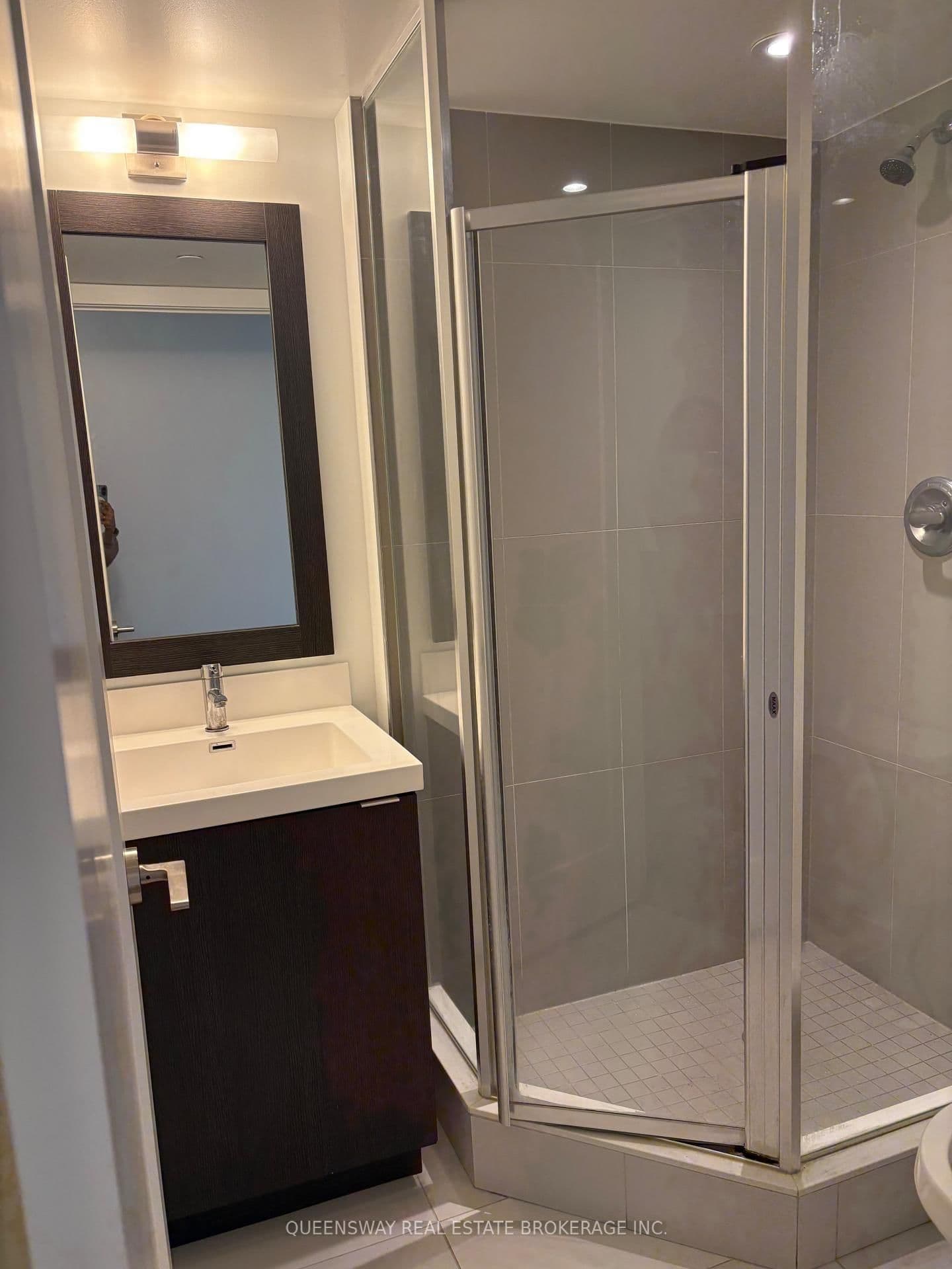 7 Mabelle Avenue, Unit 1504 thumbnail 33
