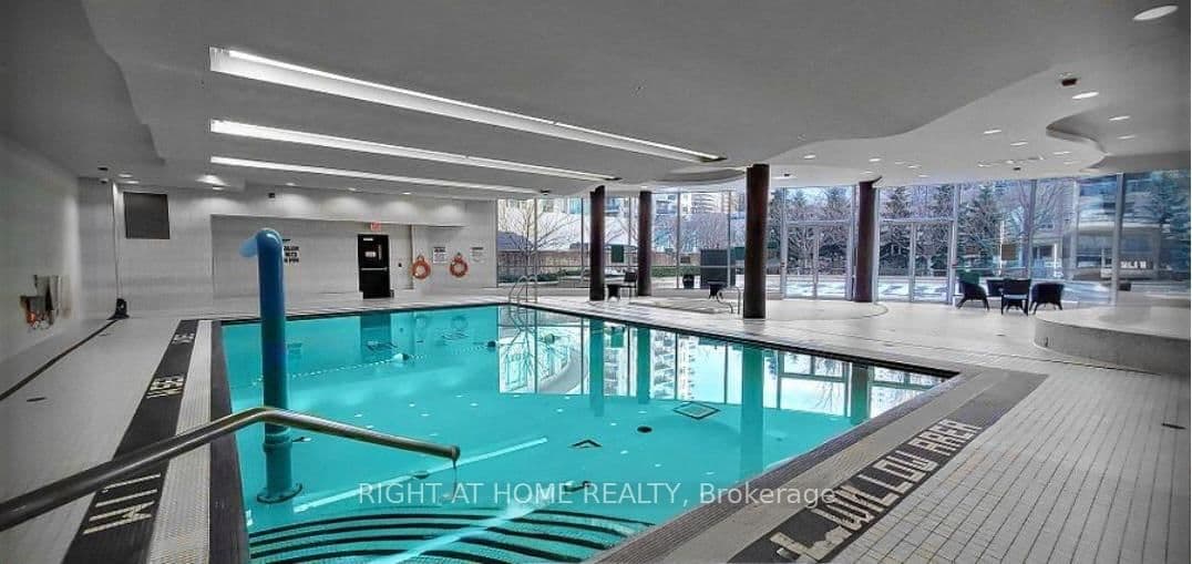50 Absolute Avenue, Unit 1806 thumbnail 16