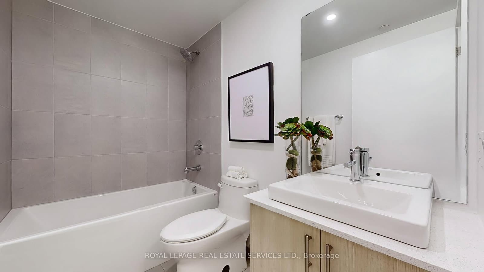 1195 The Queensway, Unit 213 thumbnail 21