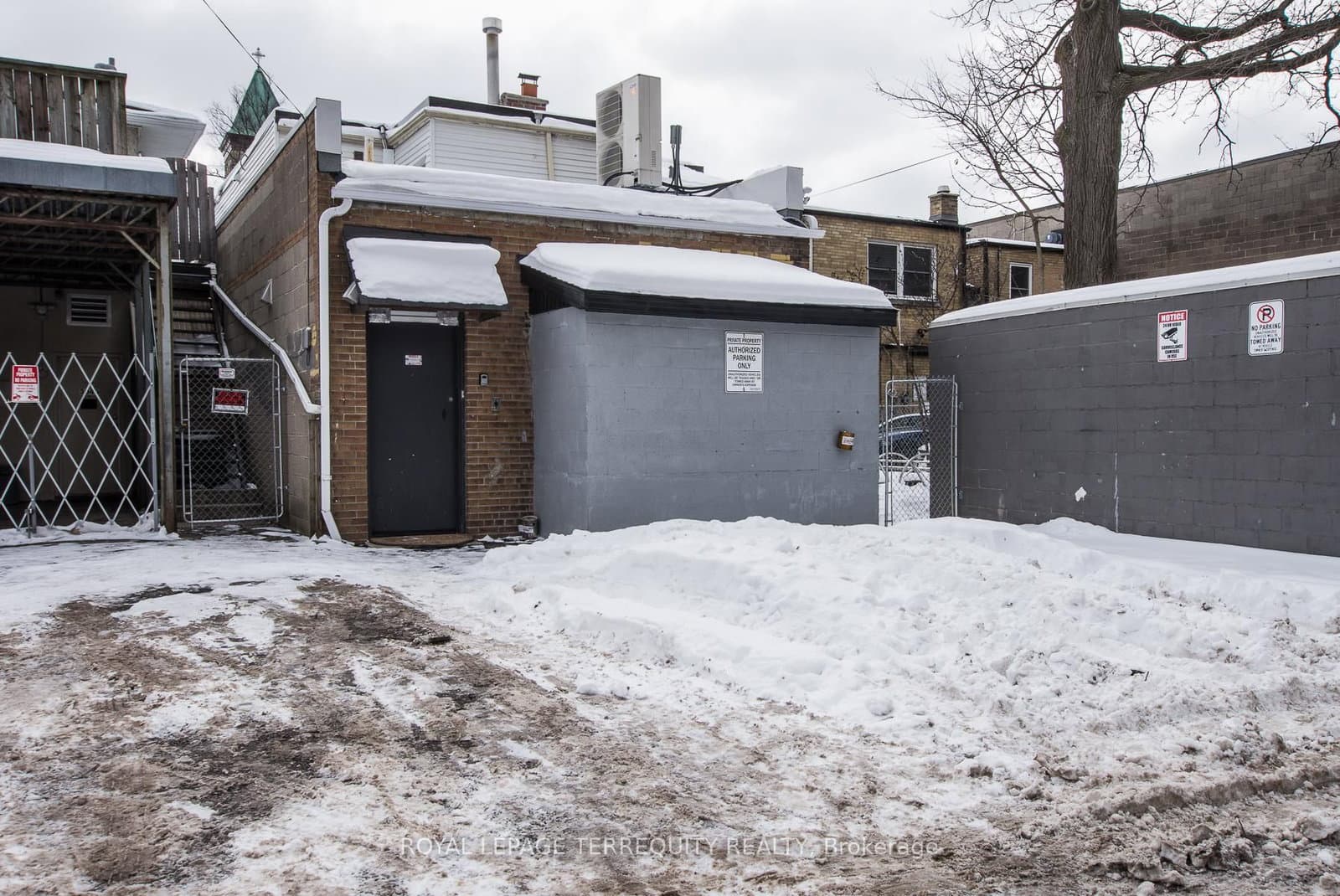 3042 Bloor Street W, Unit A2 thumbnail 19