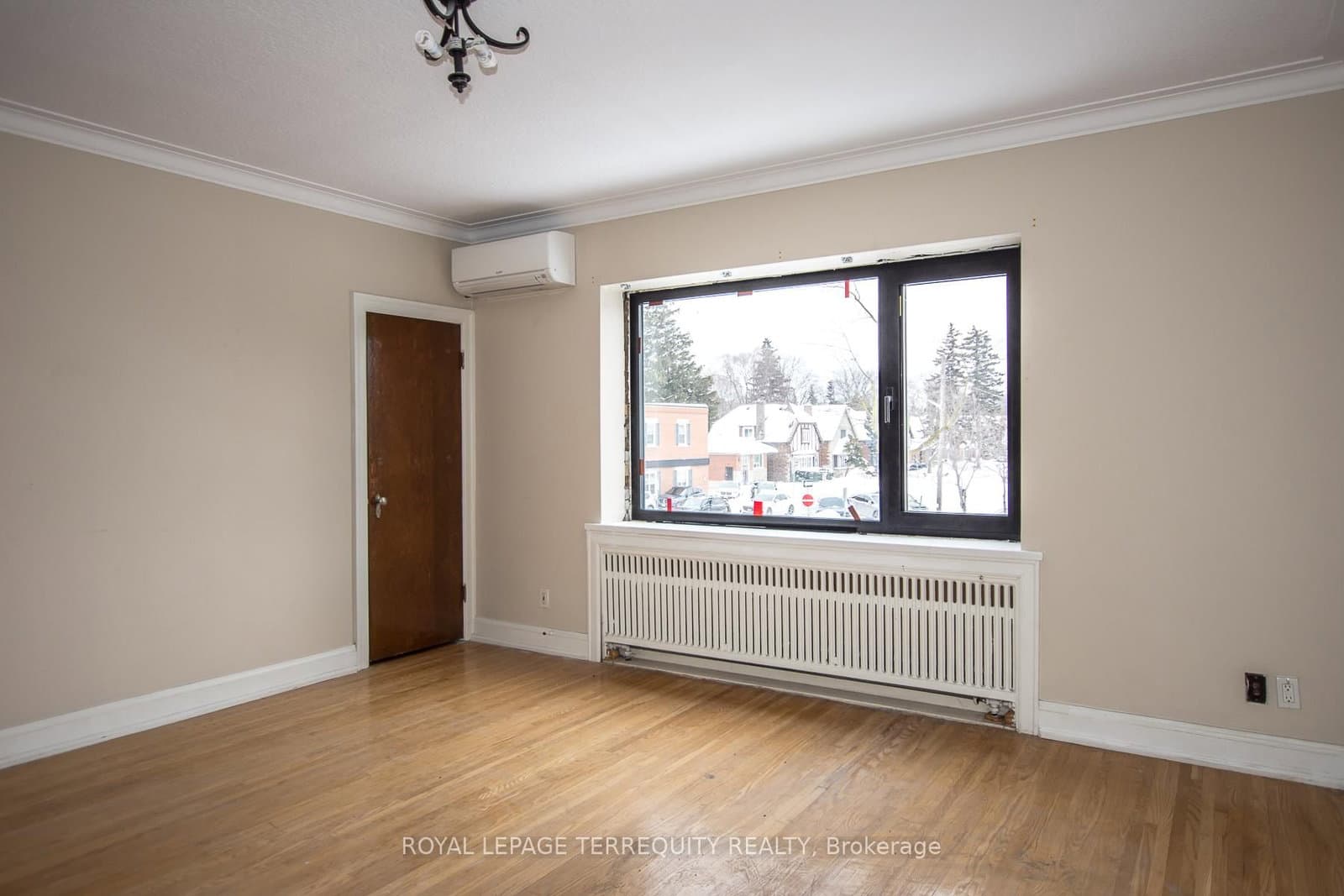 3042 Bloor Street W, Unit A2 thumbnail 8