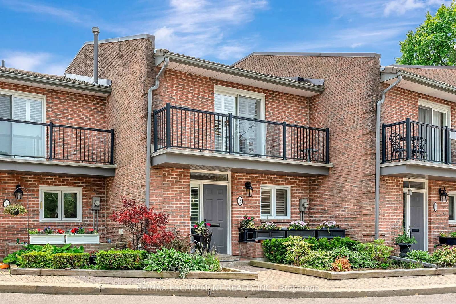2136 Old Lakeshore Road, Unit 3 thumbnail 2