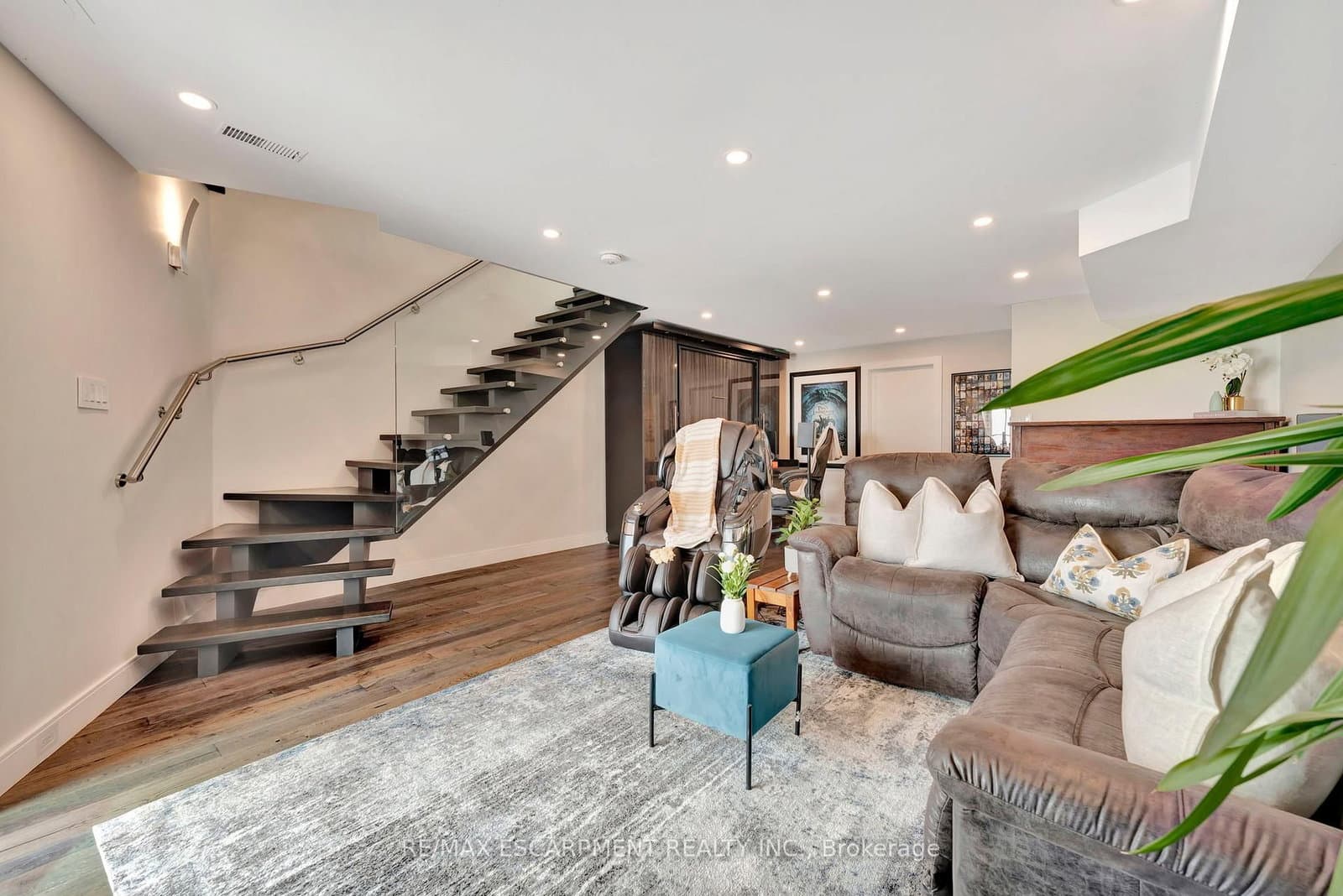 2136 Old Lakeshore Road, Unit 3 thumbnail 30