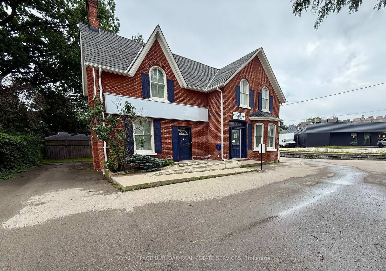 446 Plains Road E thumbnail 19