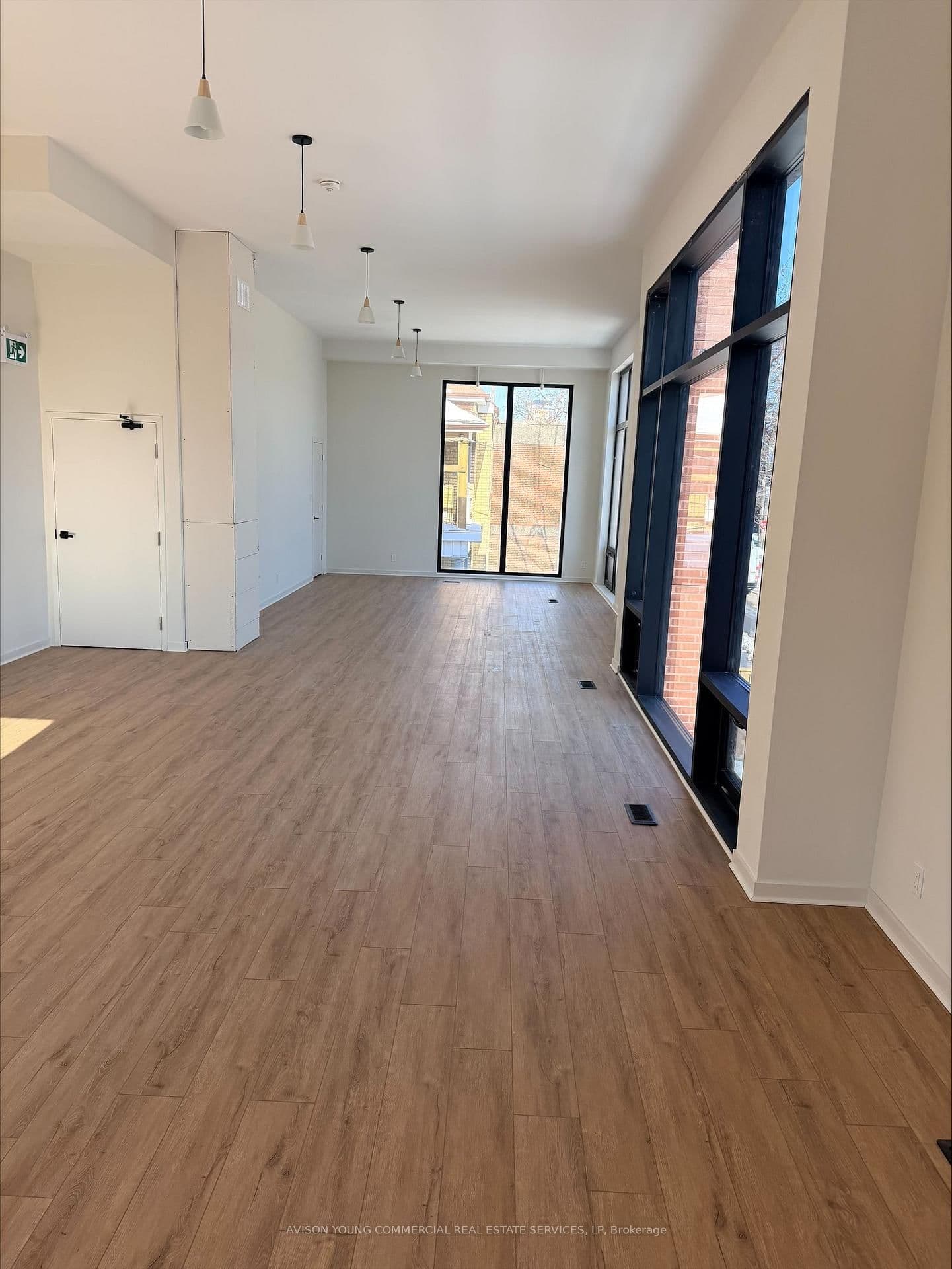 170 Perth Avenue W, Unit 5 thumbnail 4