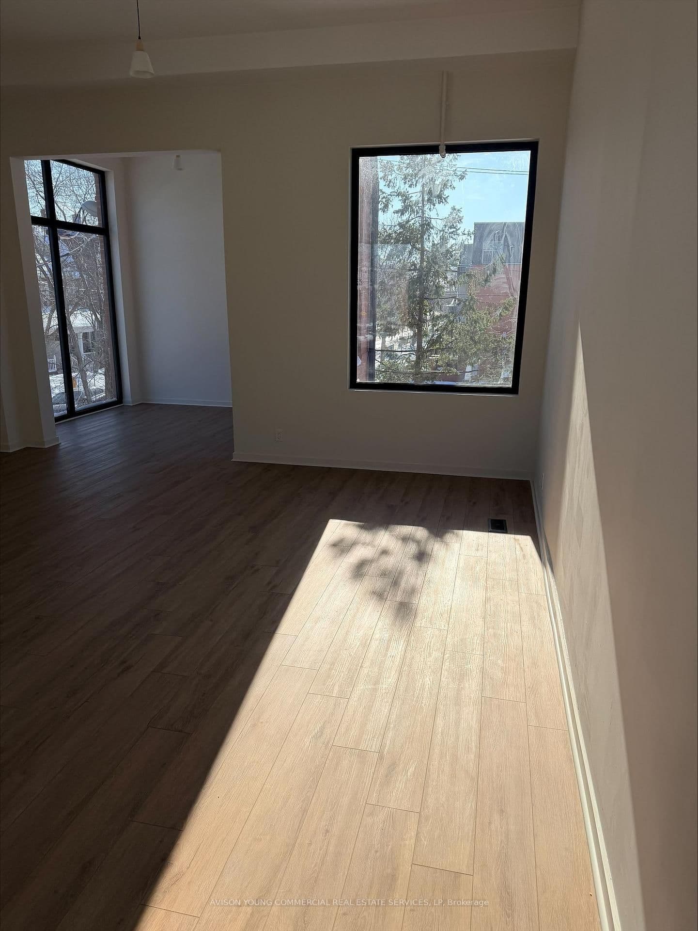 170 Perth Avenue W, Unit 4 thumbnail 5