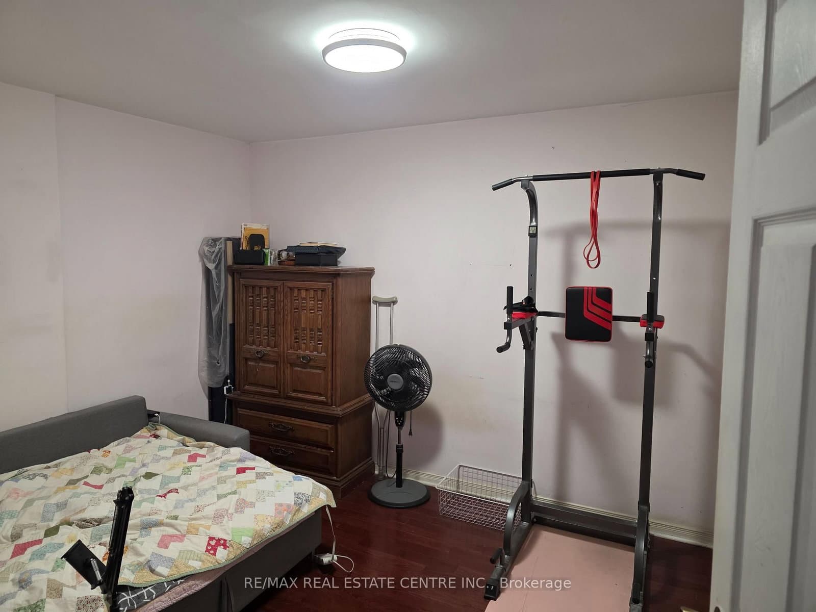 262 Jane Street thumbnail 17
