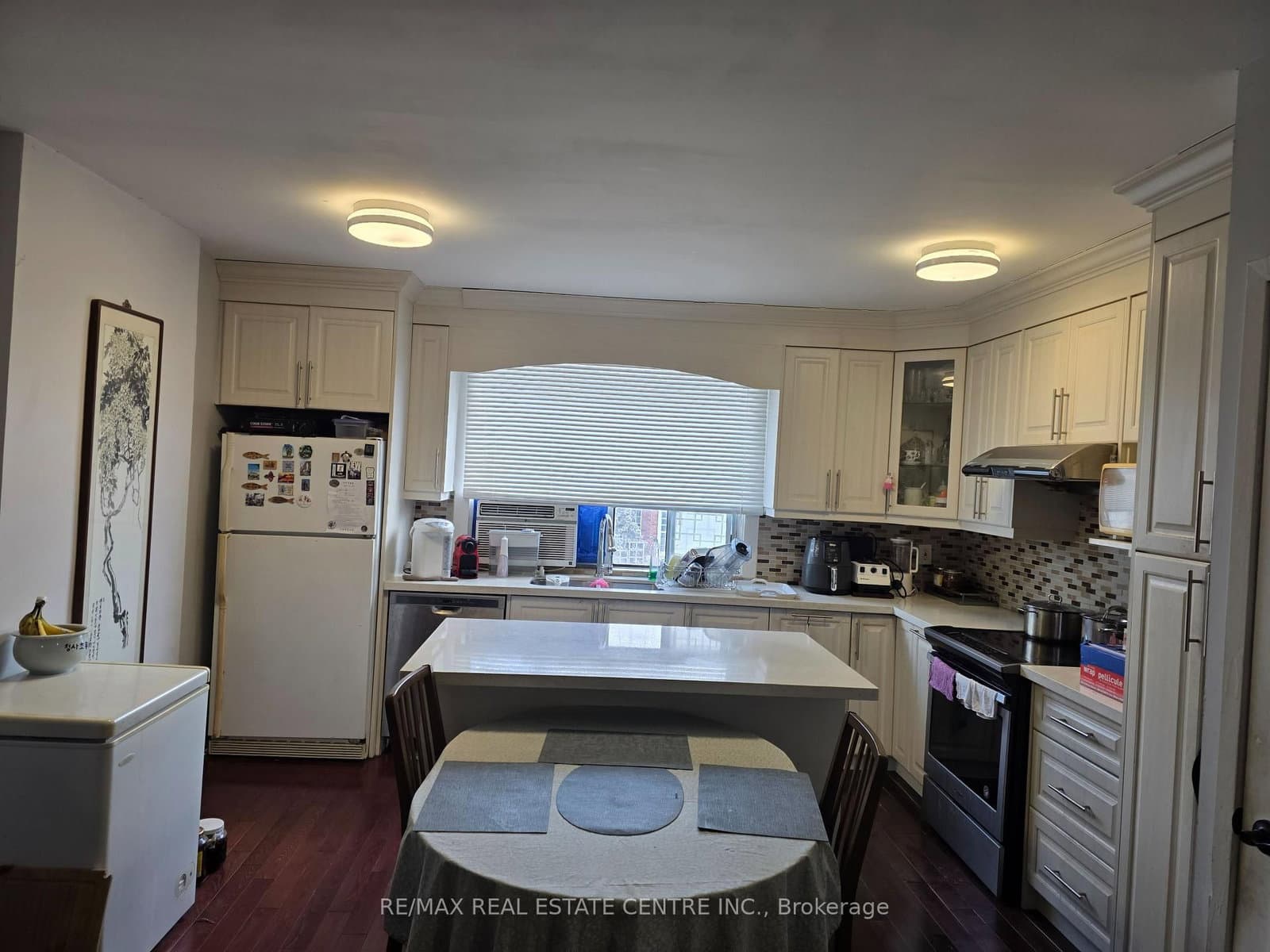 262 Jane Street thumbnail 18