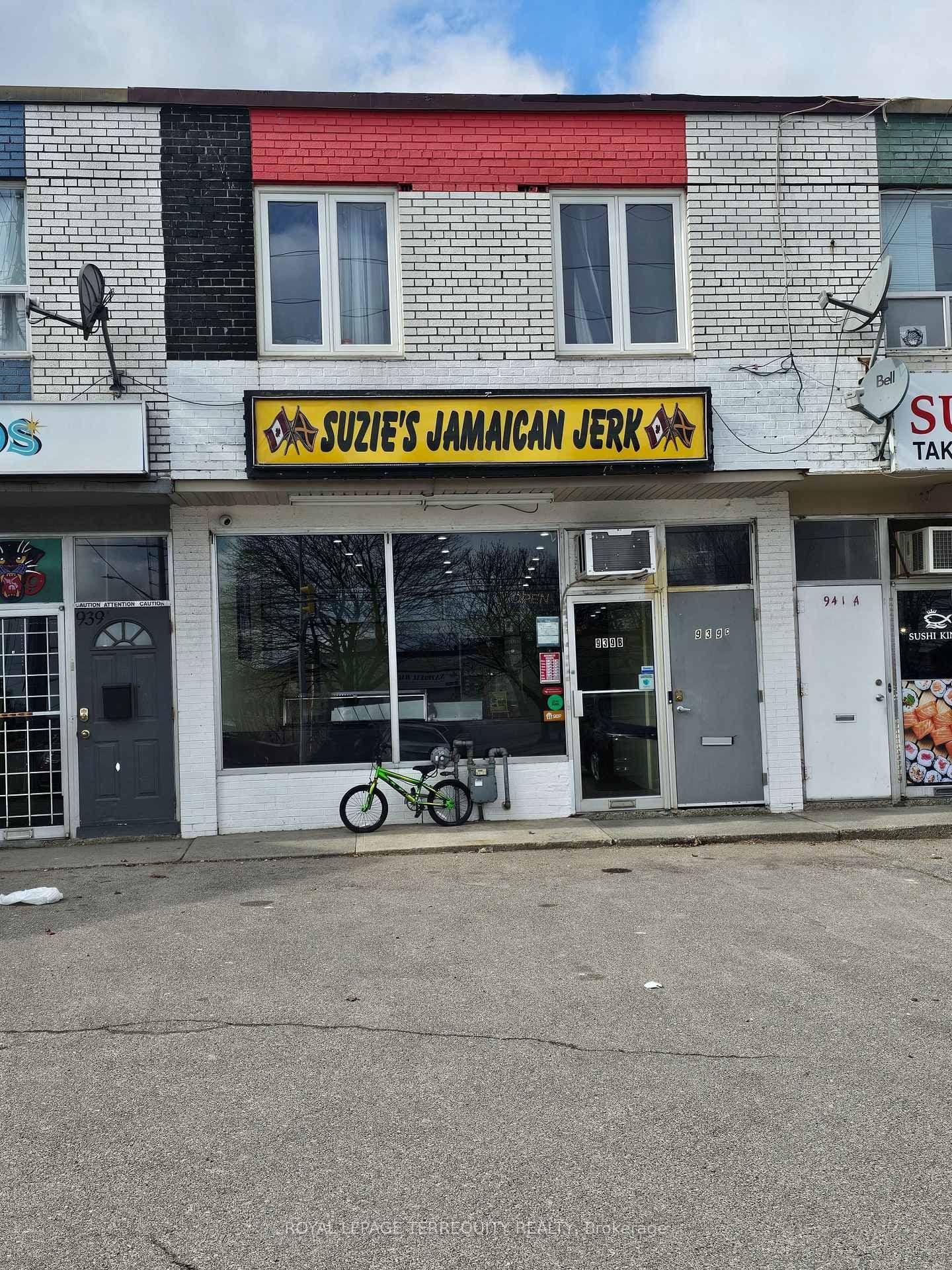 939 Lakeshore Road E - Image 1