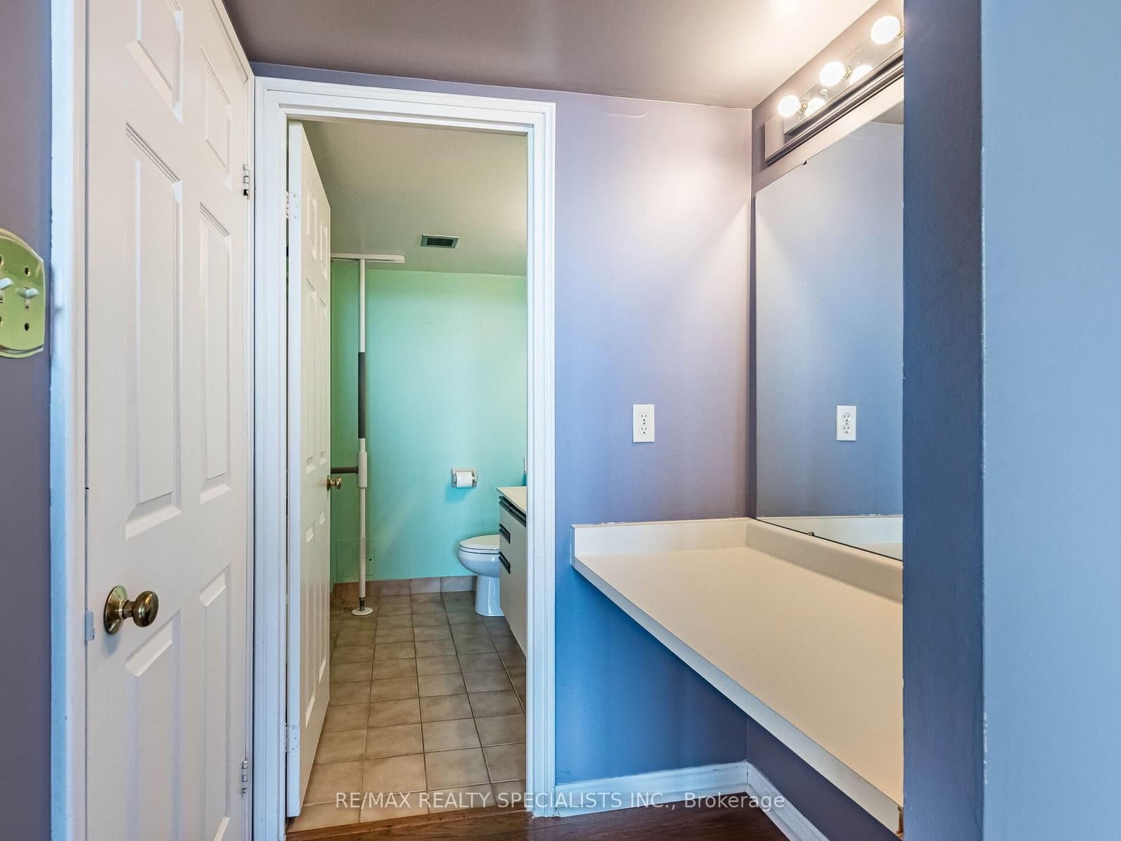 880 Dundas Street W, Unit 1002 thumbnail 20
