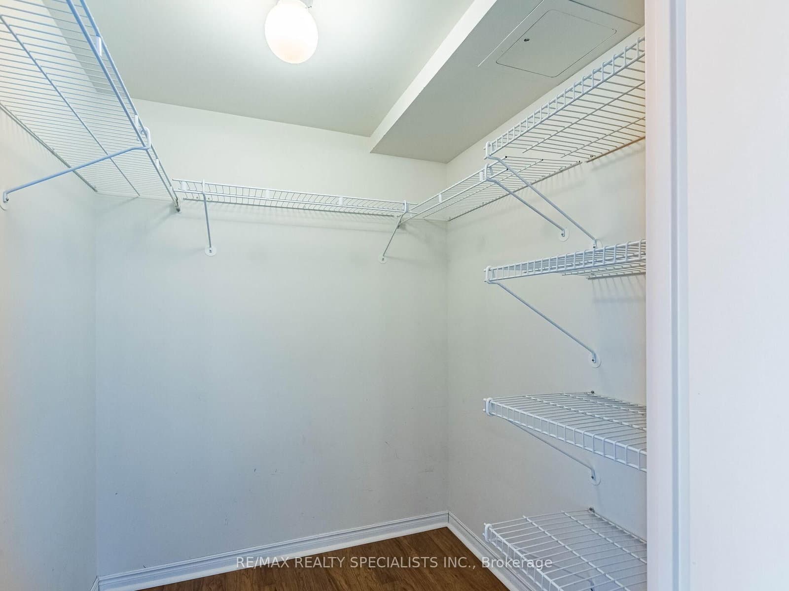 880 Dundas Street W, Unit 1002 thumbnail 22