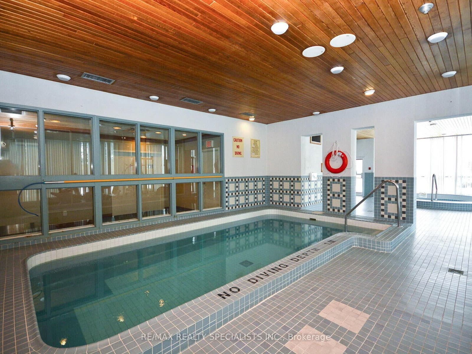 880 Dundas Street W, Unit 1002 thumbnail 38