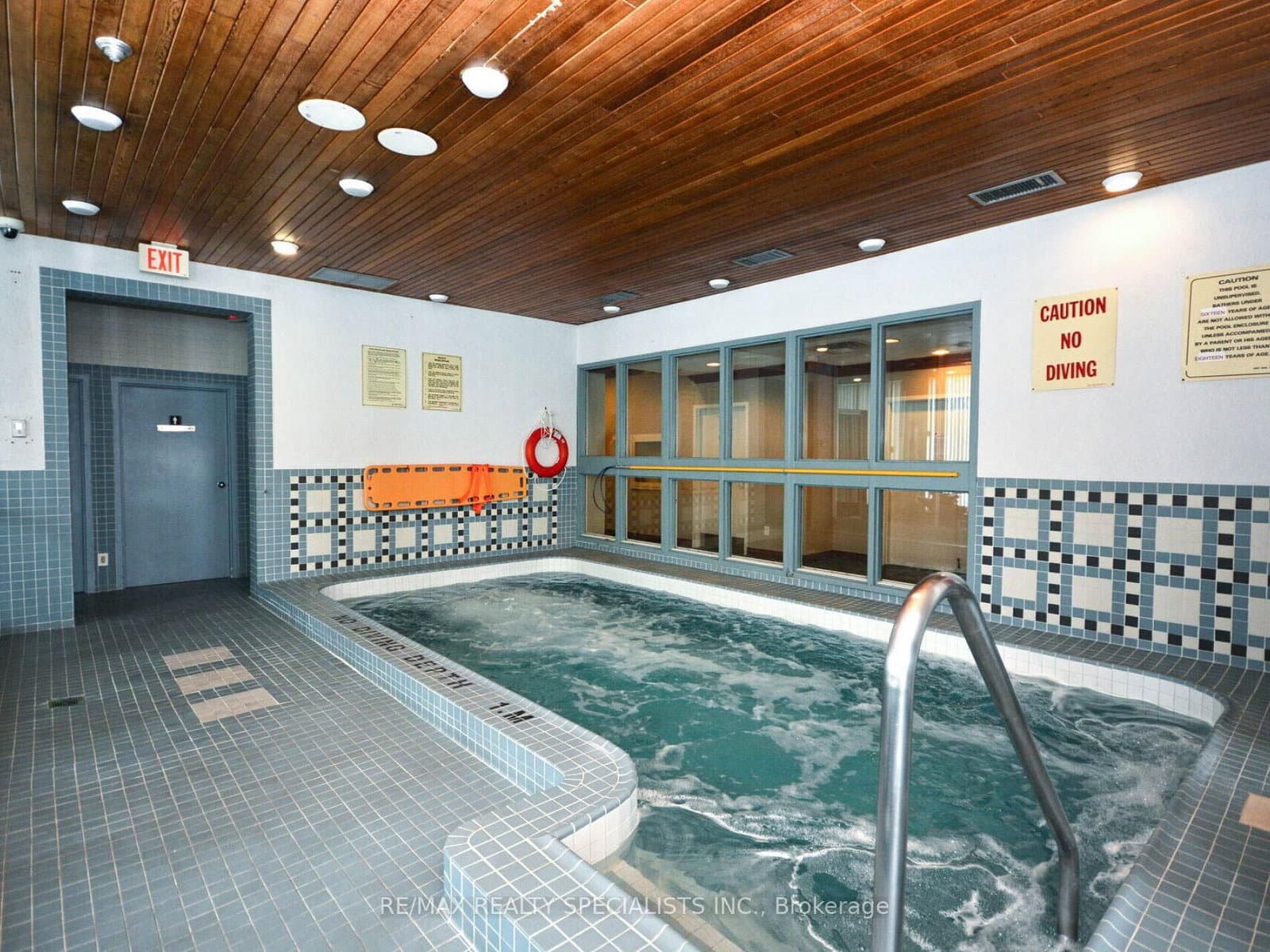 880 Dundas Street W, Unit 1002 thumbnail 40