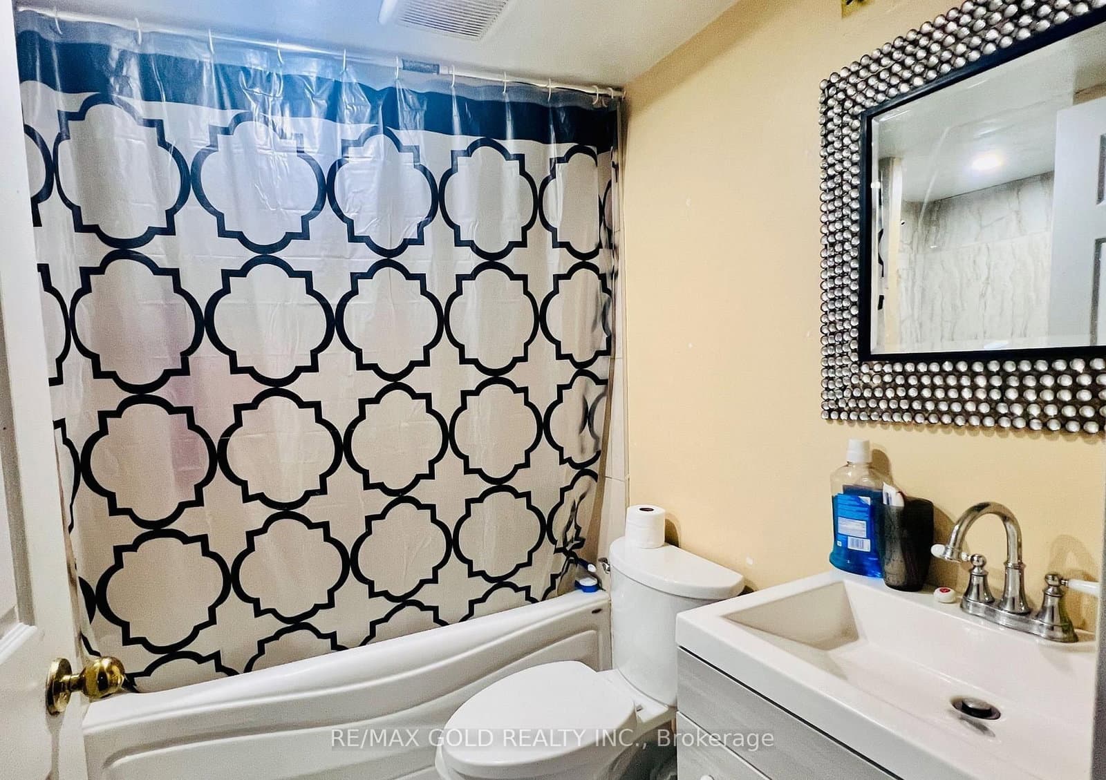 10 Malta Avenue, Unit 1504 thumbnail 22