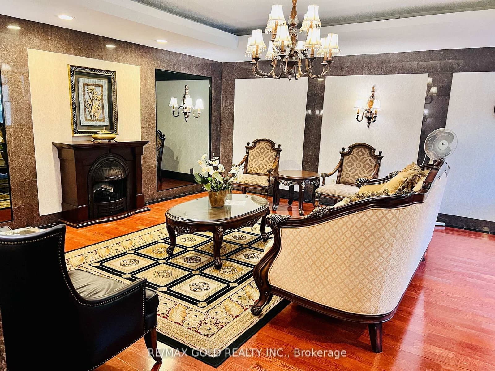 10 Malta Avenue, Unit 1504 thumbnail 3