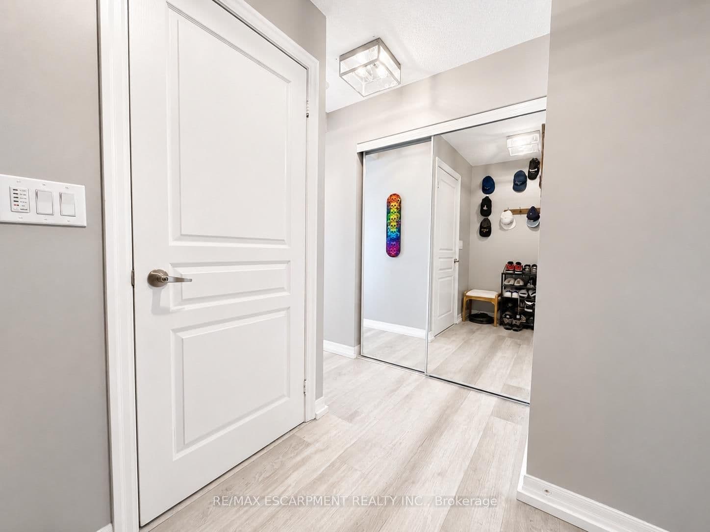 1940 Ironstone Drive, Unit 809 thumbnail 13