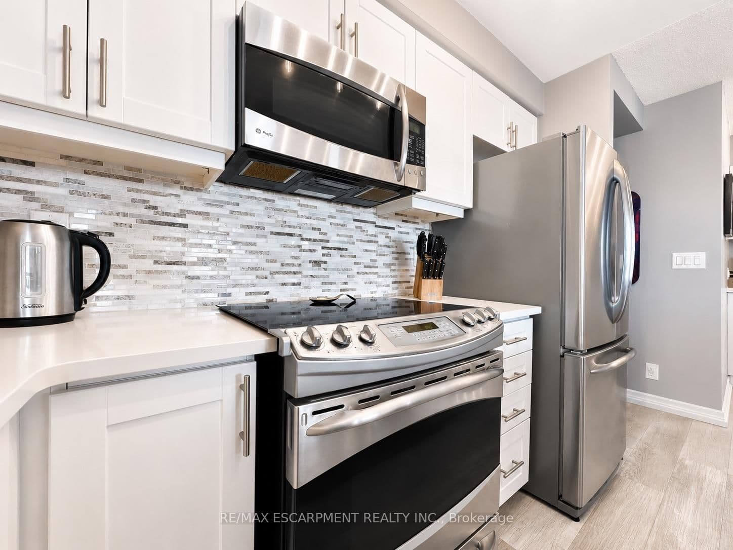 1940 Ironstone Drive, Unit 809 thumbnail 15