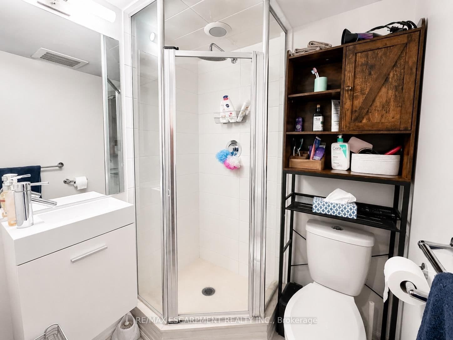 1940 Ironstone Drive, Unit 809 thumbnail 33