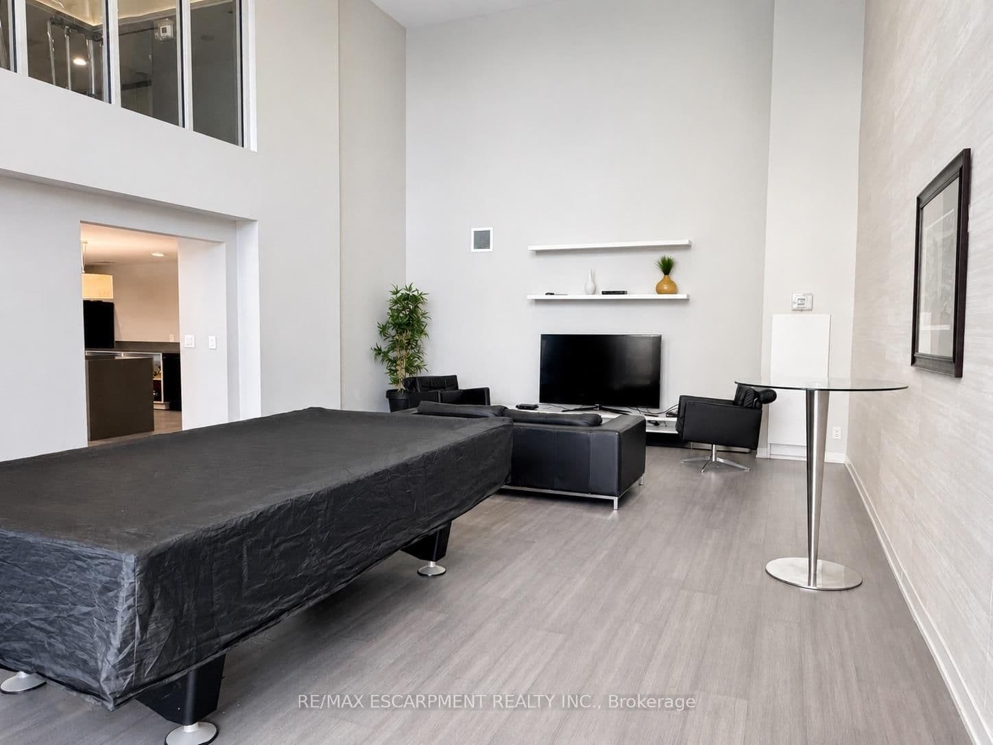 1940 Ironstone Drive, Unit 809 thumbnail 44