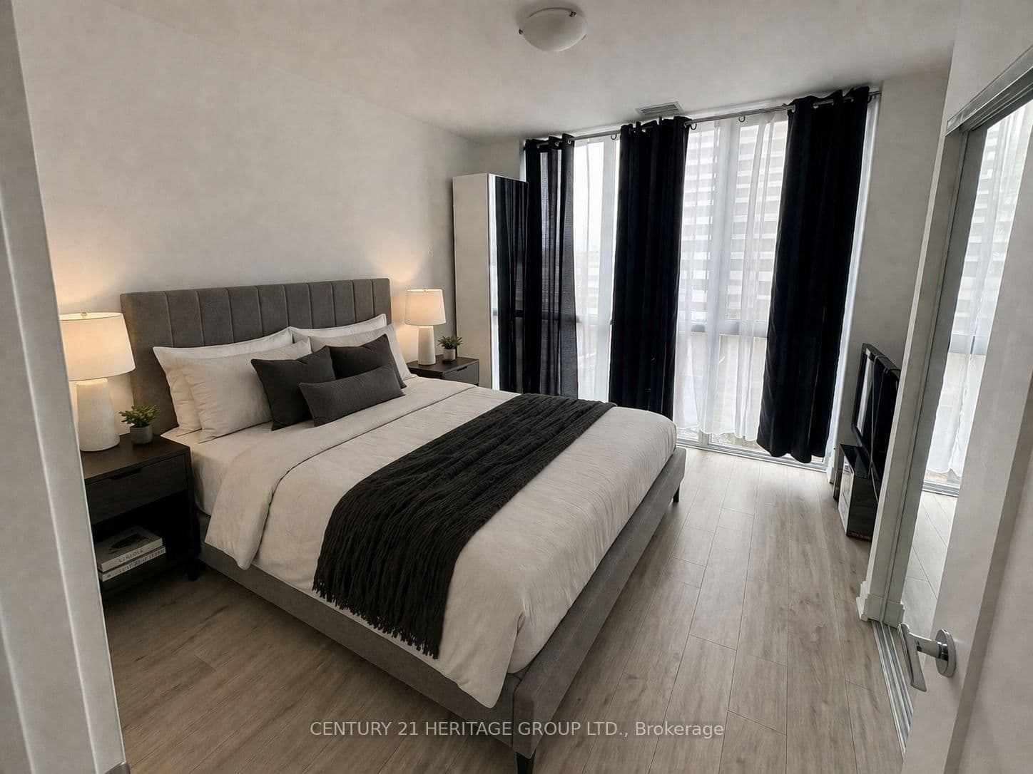 65 Annie Craig Drive, Unit 402 thumbnail 12