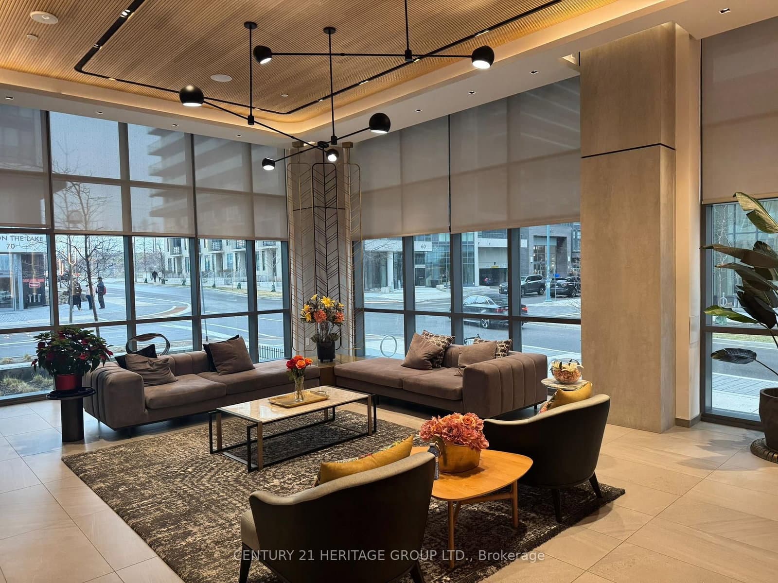 65 Annie Craig Drive, Unit 402 thumbnail 7