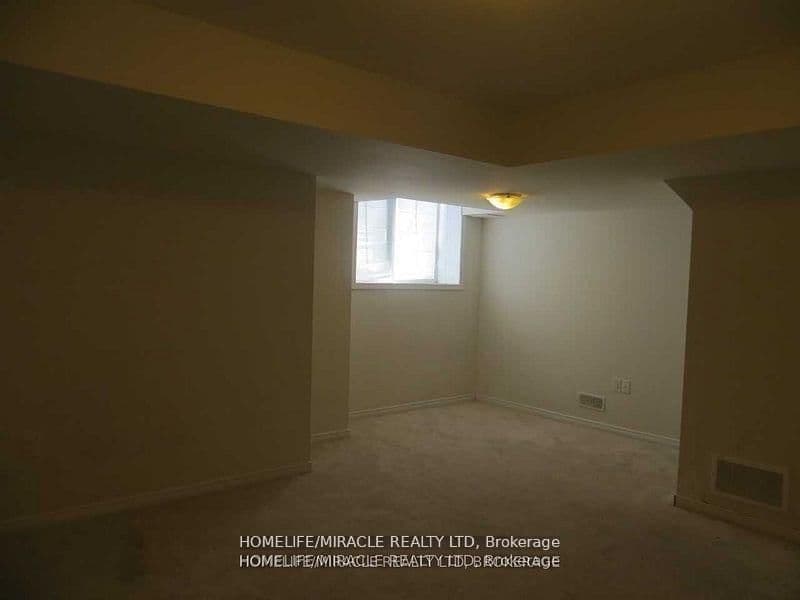 142 Golden Springs Drive thumbnail 16
