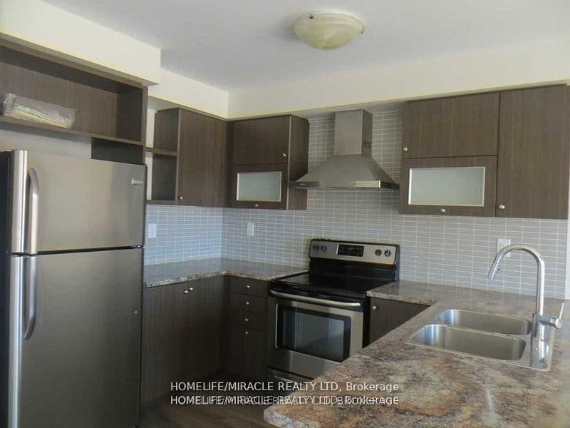 142 Golden Springs Drive thumbnail 4