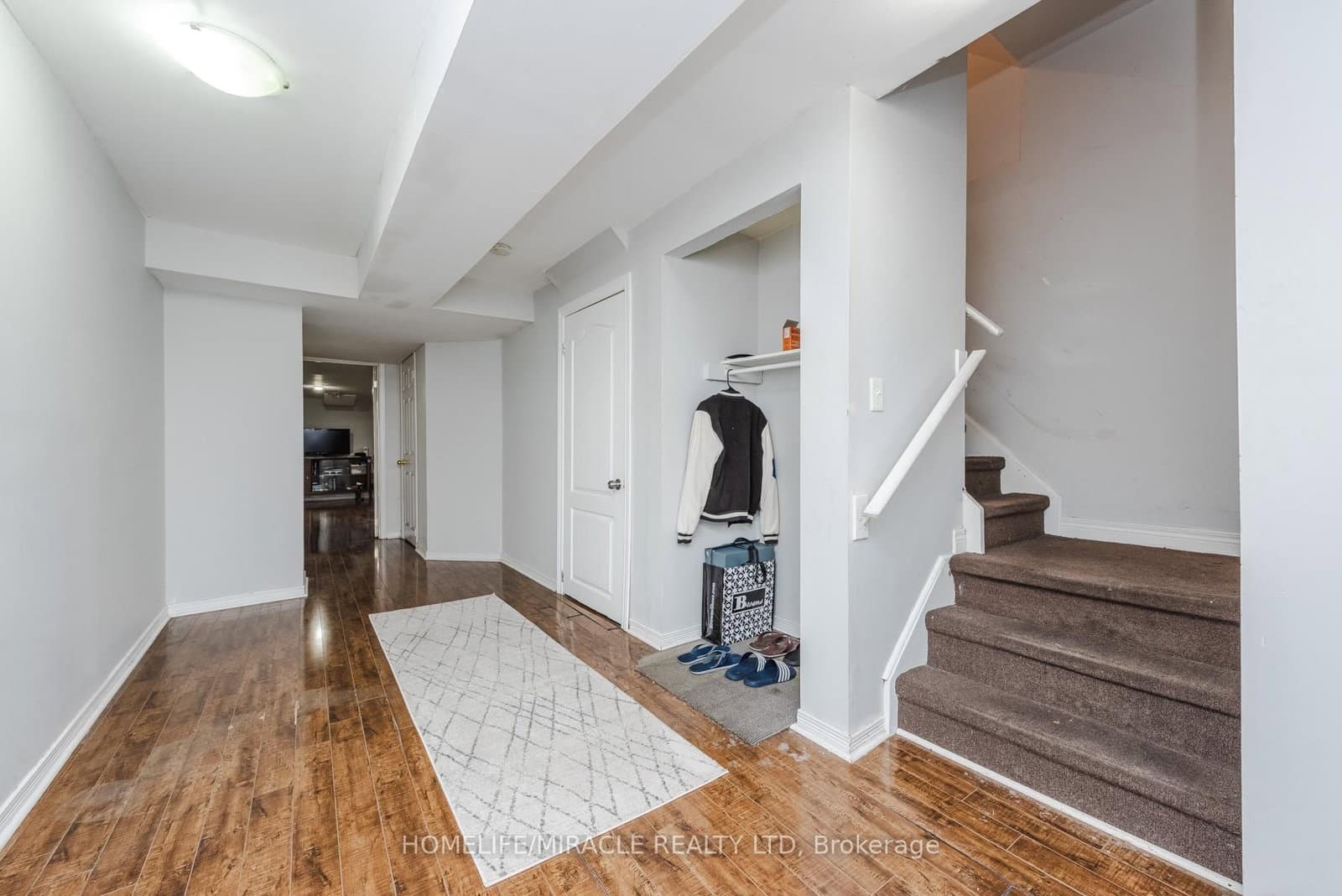 28 Iverson Drive thumbnail 43