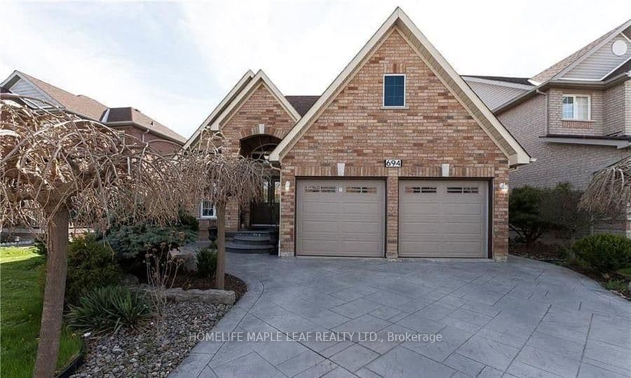 694 Gypsy Fly Crescent - Image 1