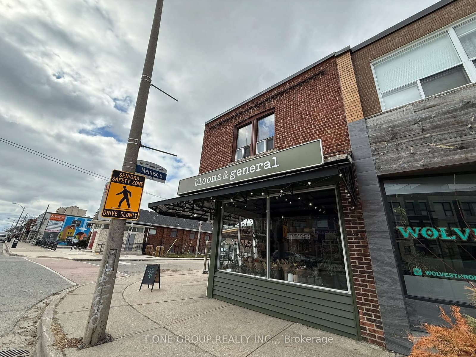 418 Royal York Road, Unit Unit 2 thumbnail 2