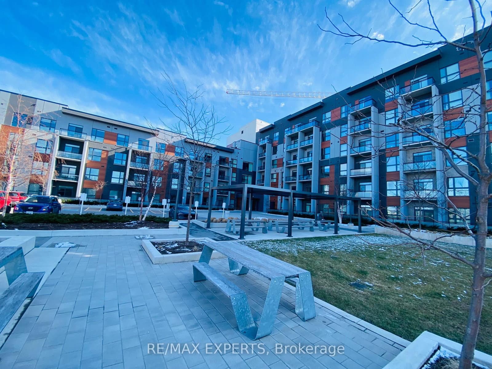 95 W Dundas Street W, Unit 206 thumbnail 29
