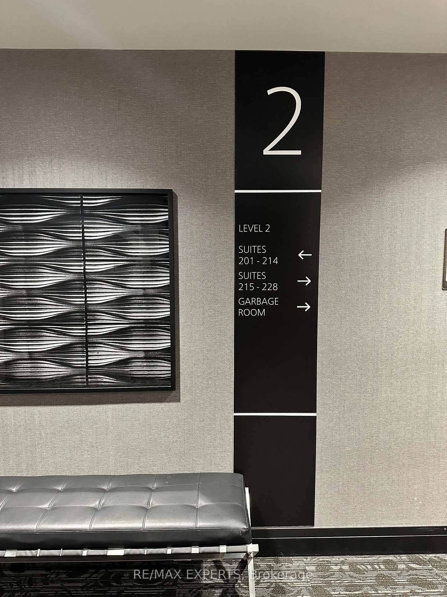 95 W Dundas Street W, Unit 206 thumbnail 6