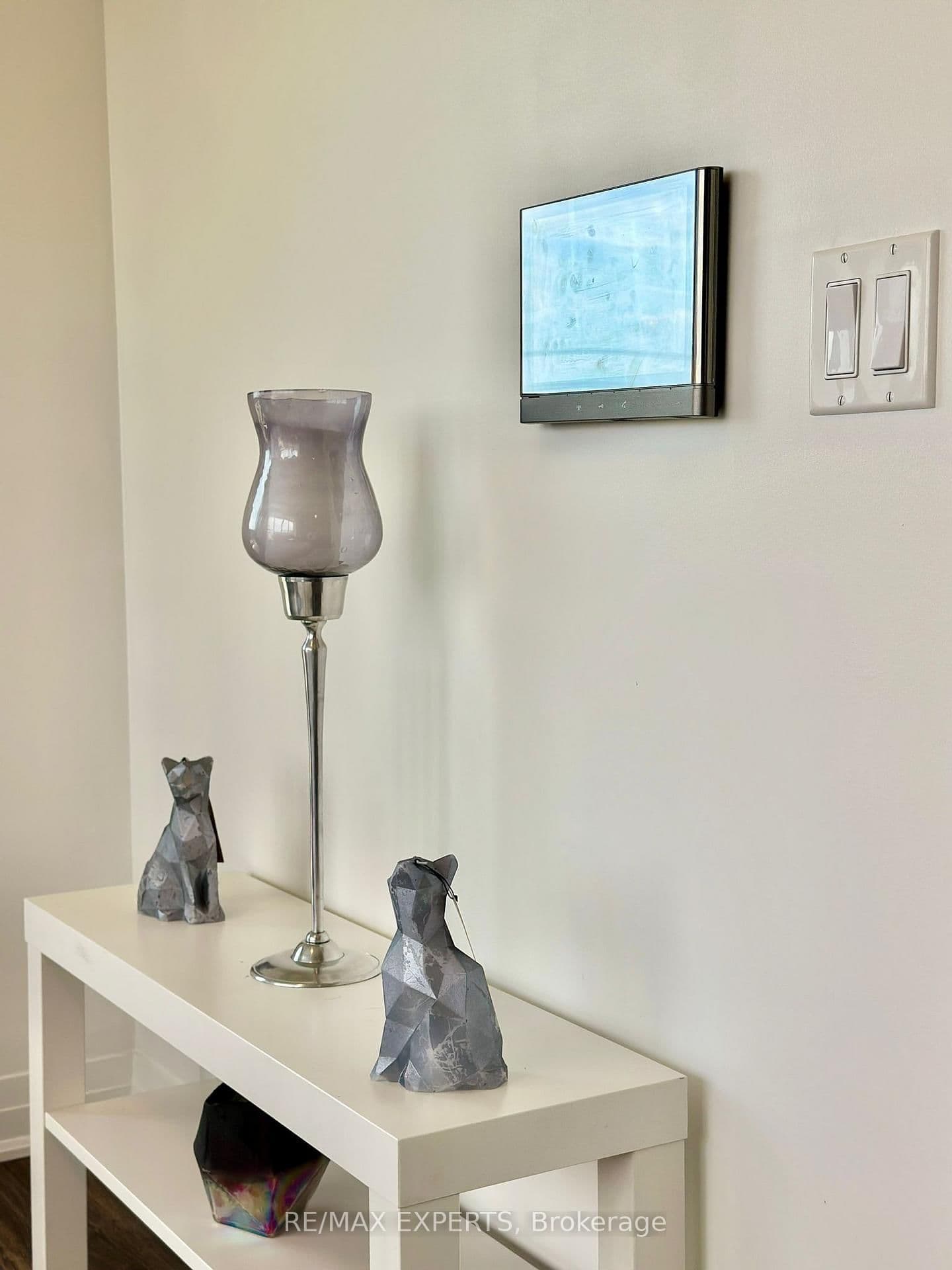 95 W Dundas Street W, Unit 206 thumbnail 9