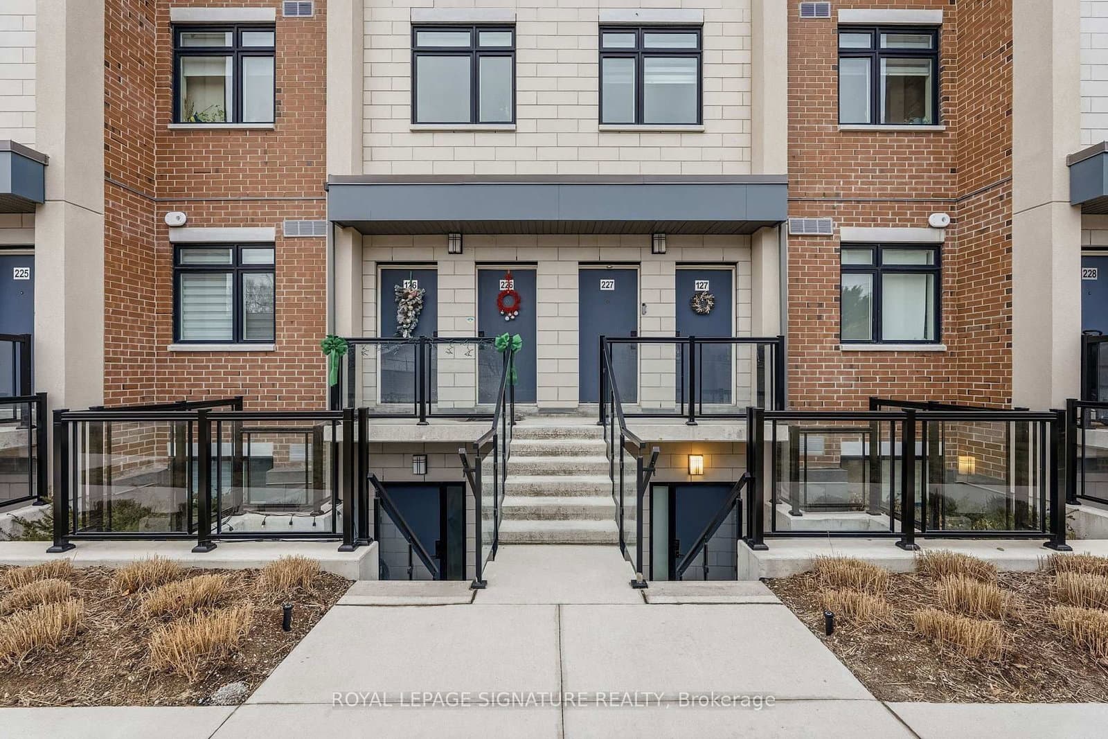 1062 Douglas McCurdy Common, Unit 227 thumbnail 2