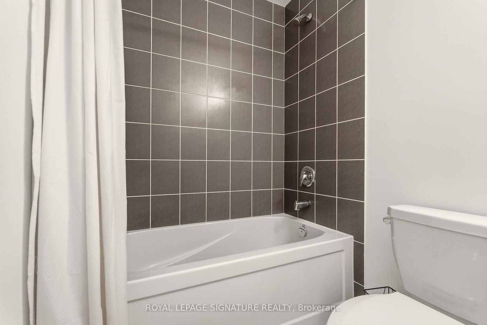 1062 Douglas McCurdy Common, Unit 227 thumbnail 22