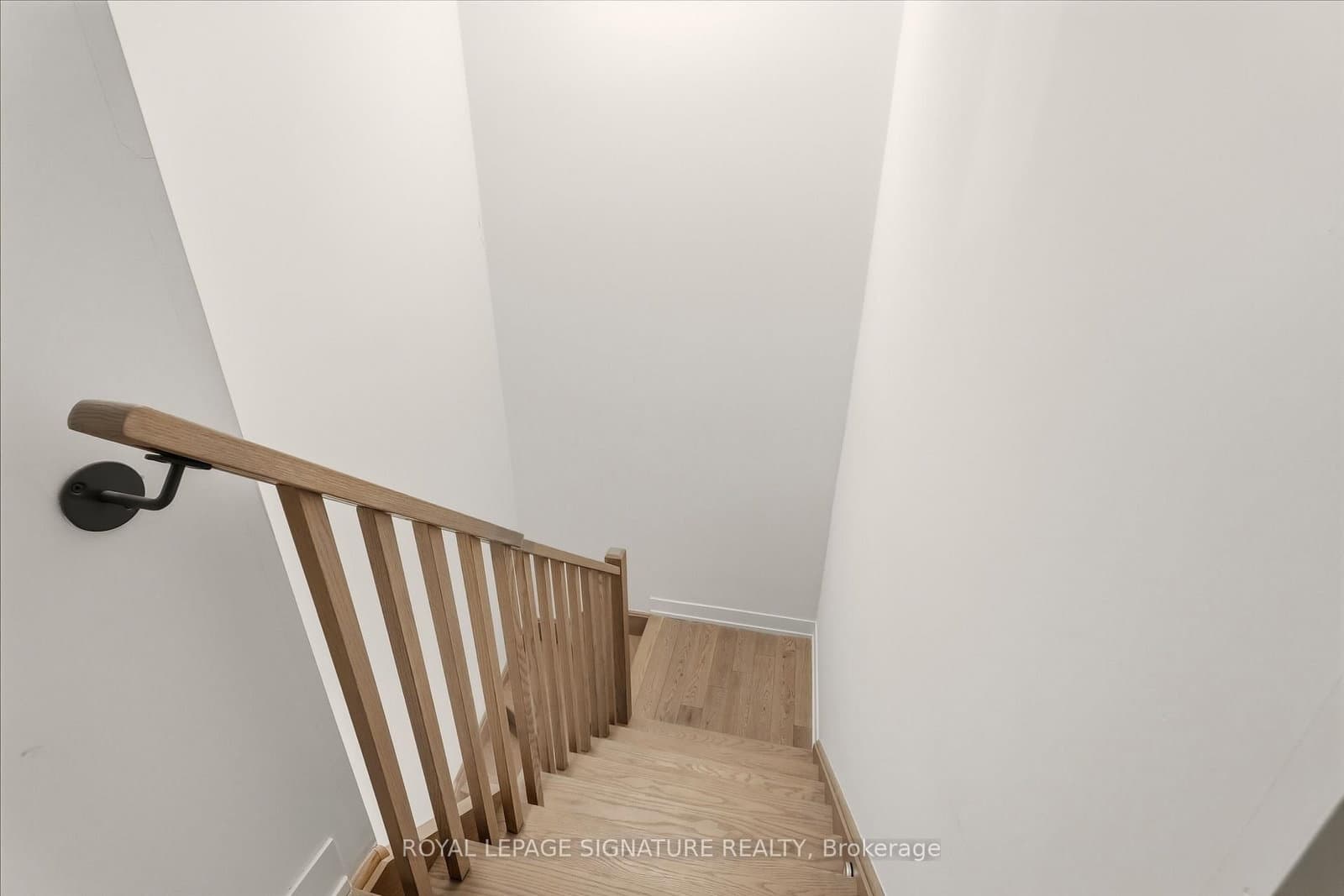 1062 Douglas McCurdy Common, Unit 227 thumbnail 27