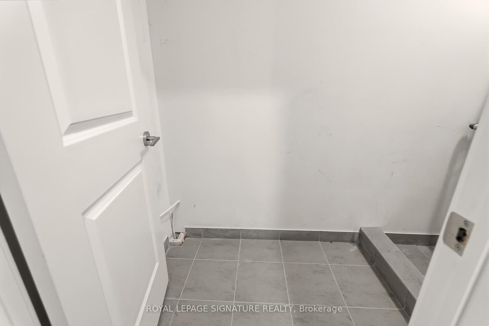 1062 Douglas McCurdy Common, Unit 227 thumbnail 32