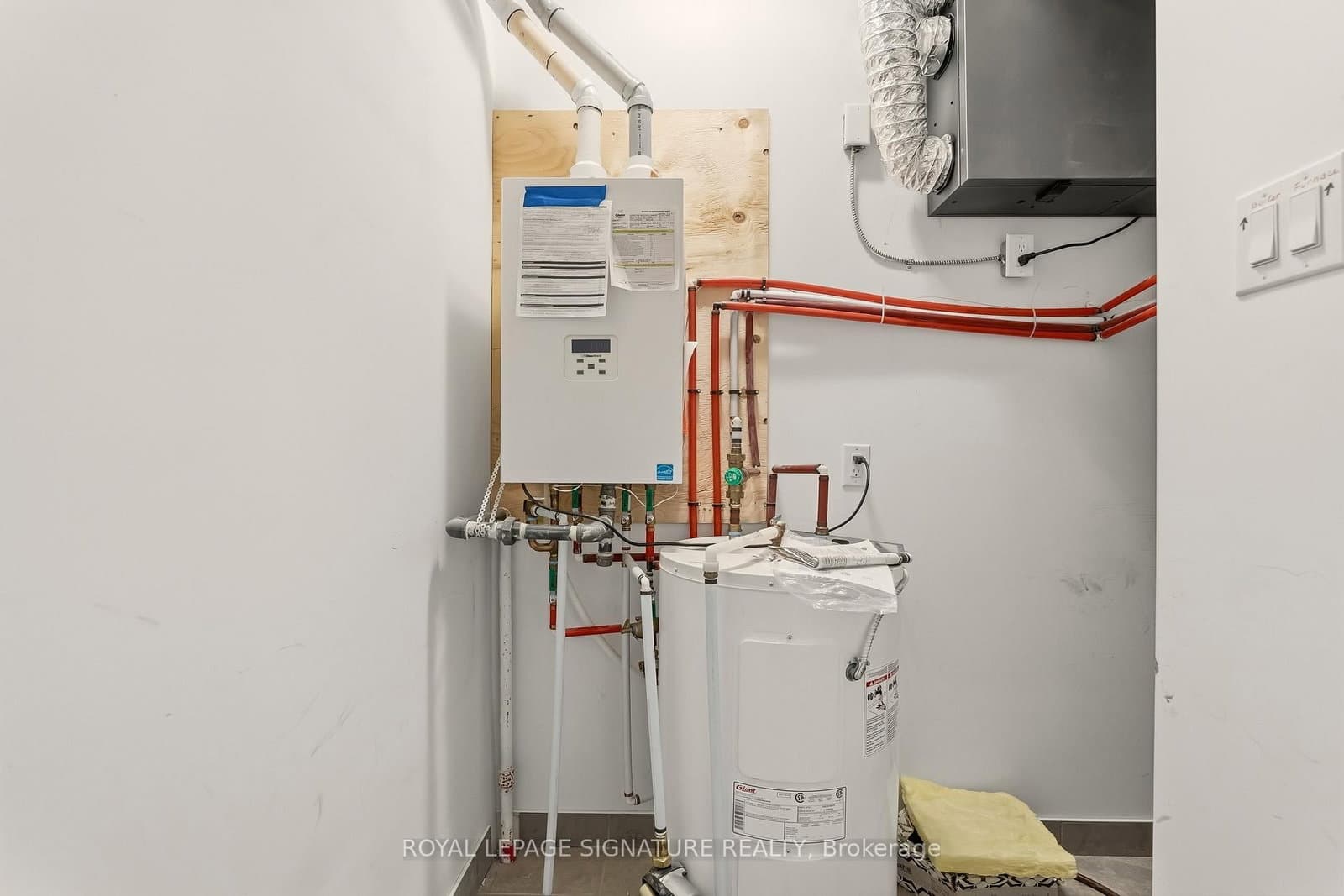 1062 Douglas McCurdy Common, Unit 227 thumbnail 33