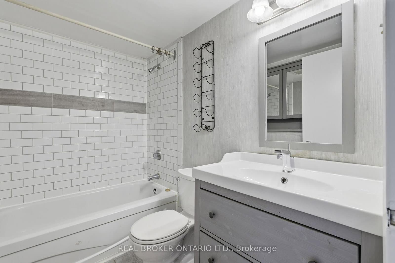 25 Fairview Road W, Unit 1103 thumbnail 13