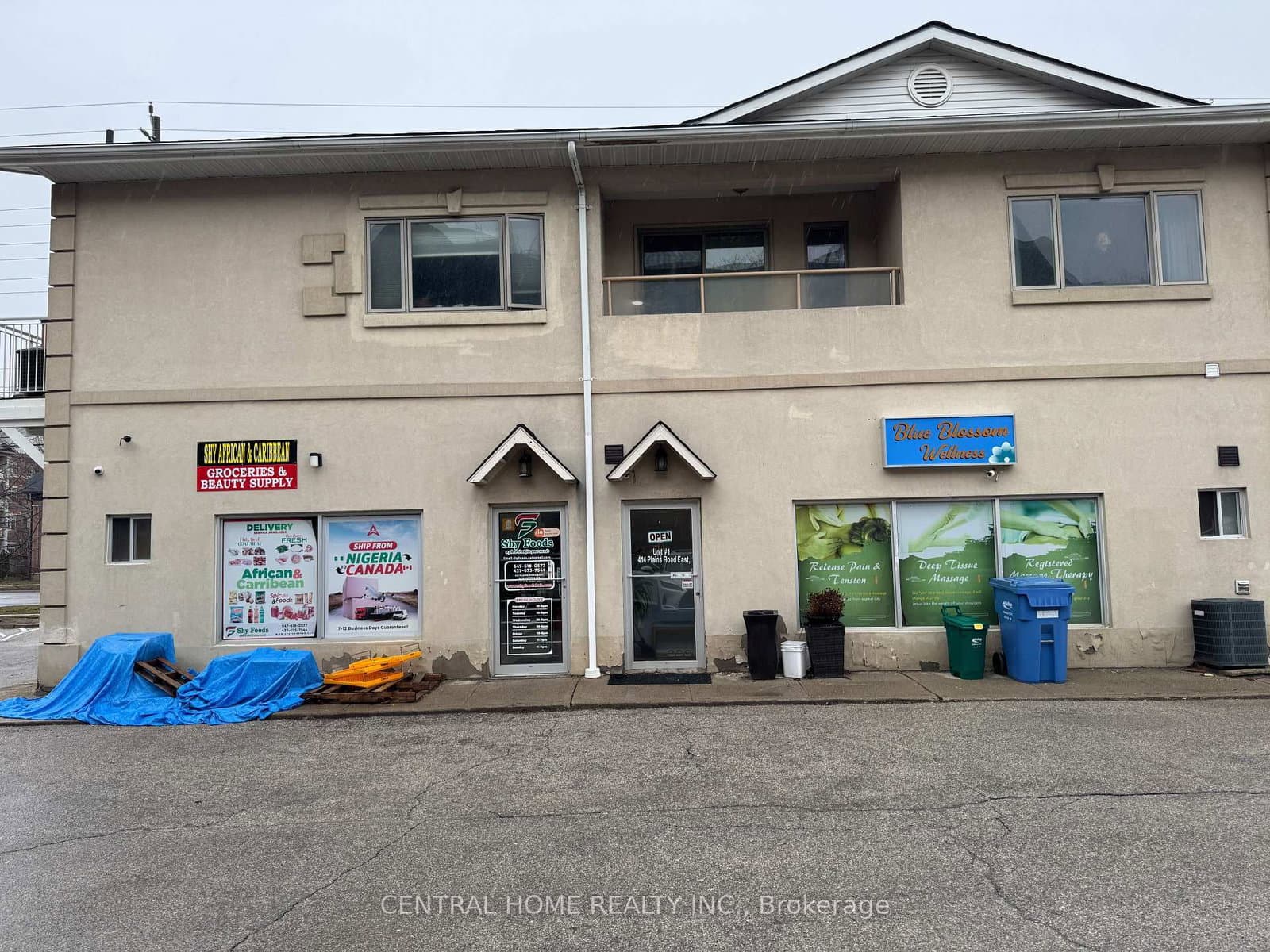 414 Plains Road E thumbnail 3