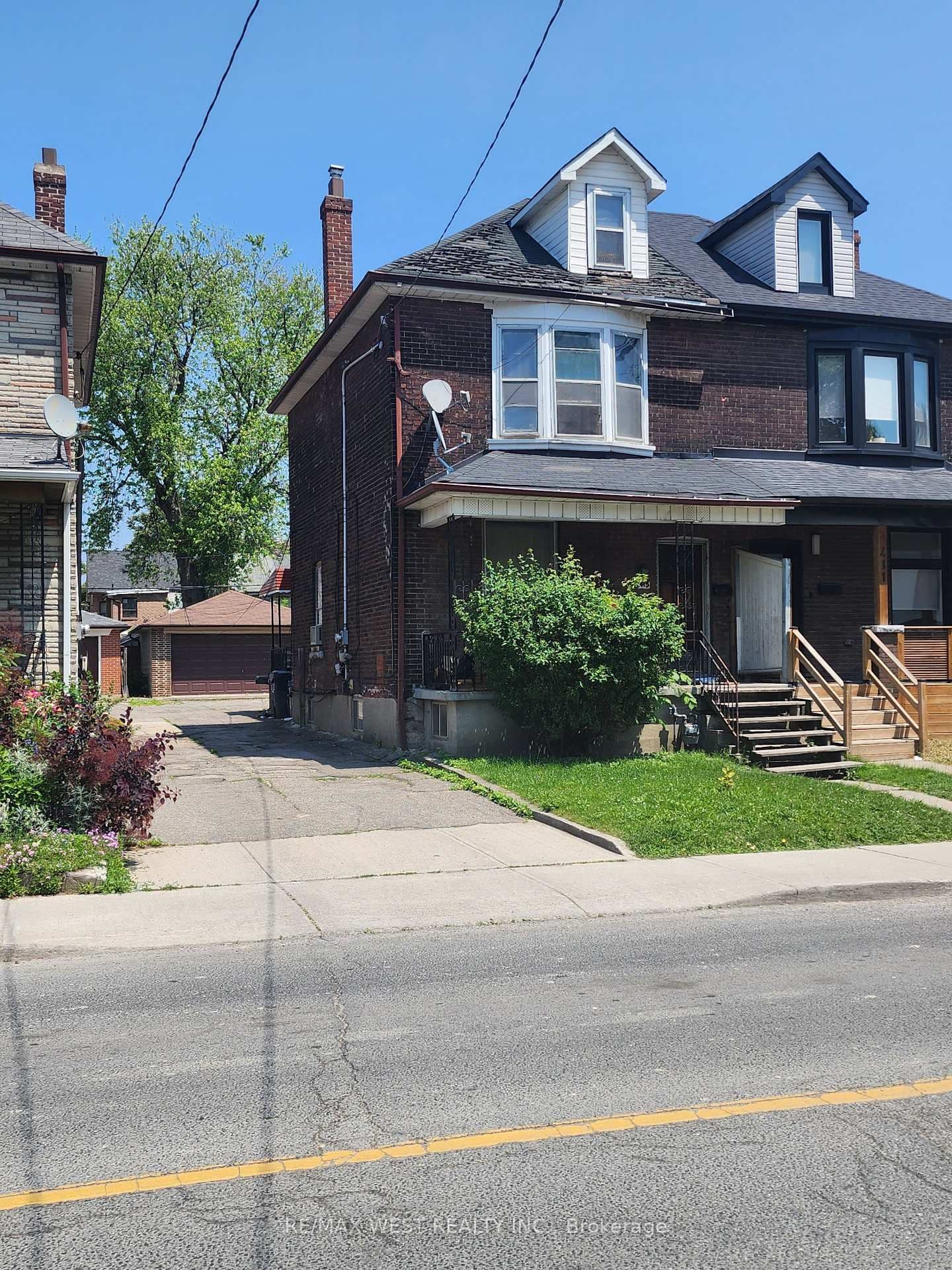 415 Symington Avenue - Image 1