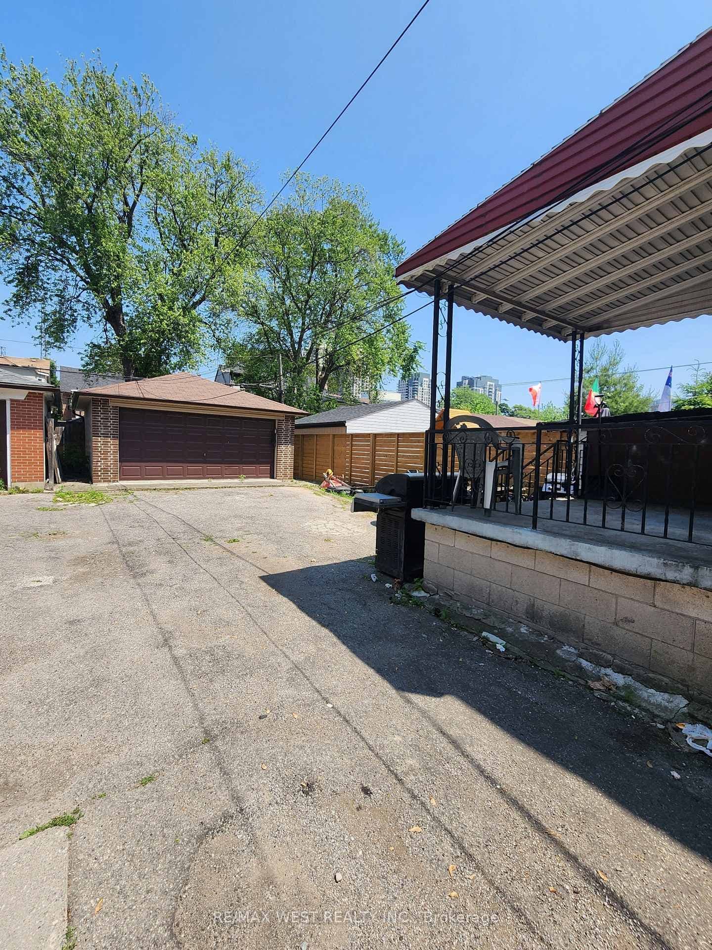 415 Symington Avenue thumbnail 3