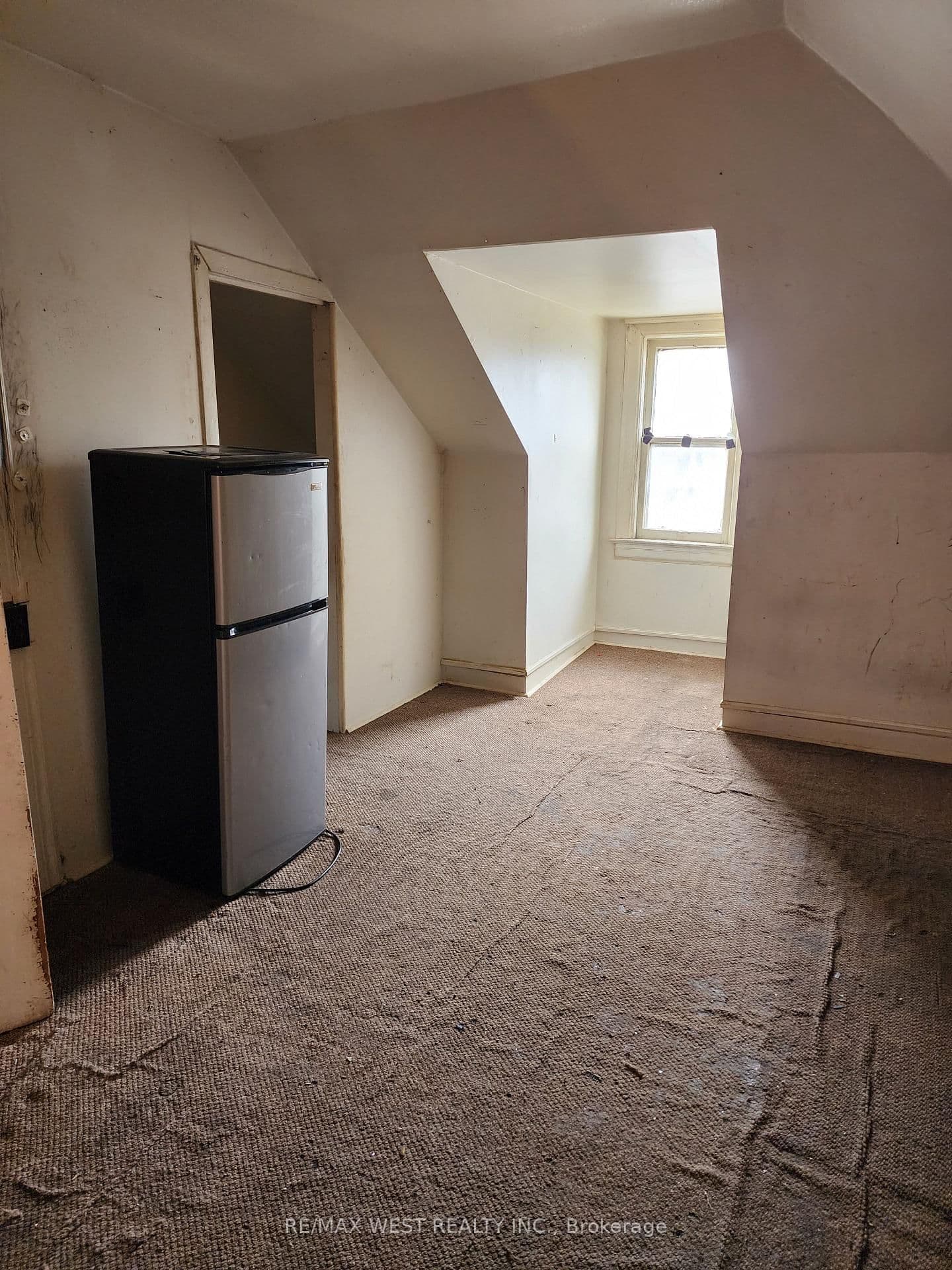 415 Symington Avenue thumbnail 9