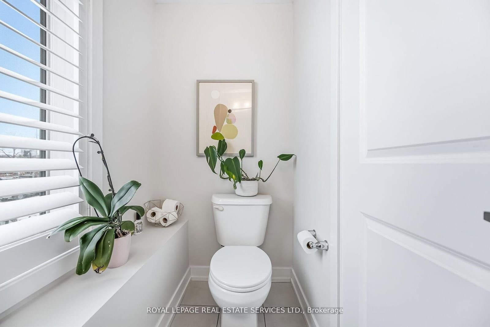 8 Drummond Street, Unit 402 thumbnail 13