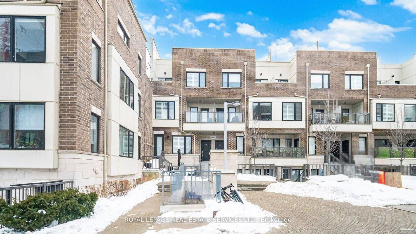 8 Drummond Street, Unit 402 thumbnail 2