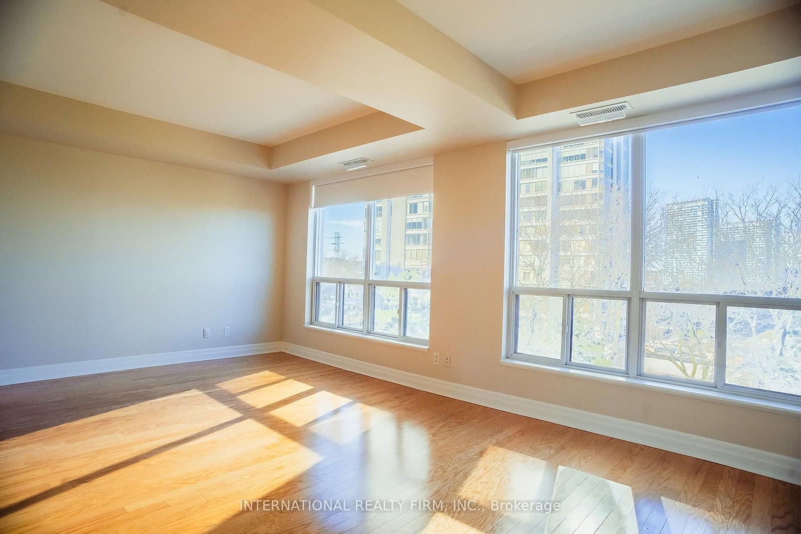 80 Palace Pier Court, Unit PH502 thumbnail 8