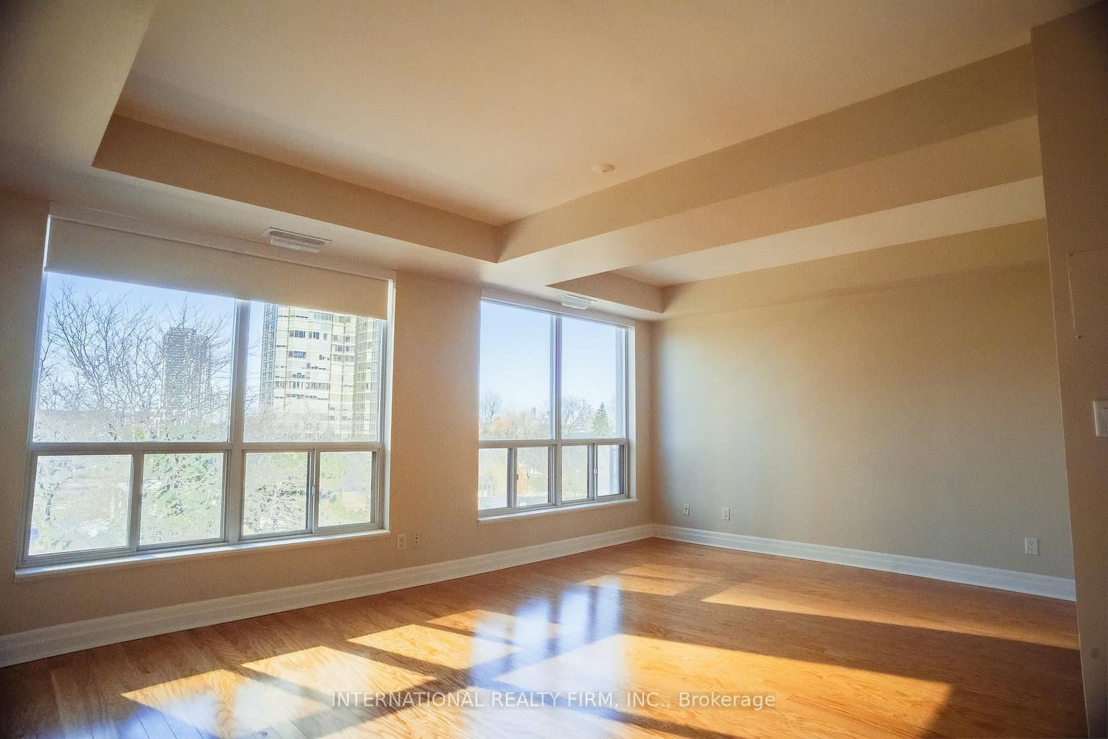 80 Palace Pier Court, Unit PH502 thumbnail 7