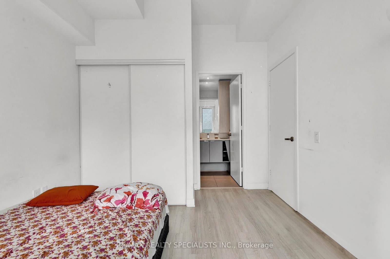 3883 QUARTZ Road, Unit 321 thumbnail 12