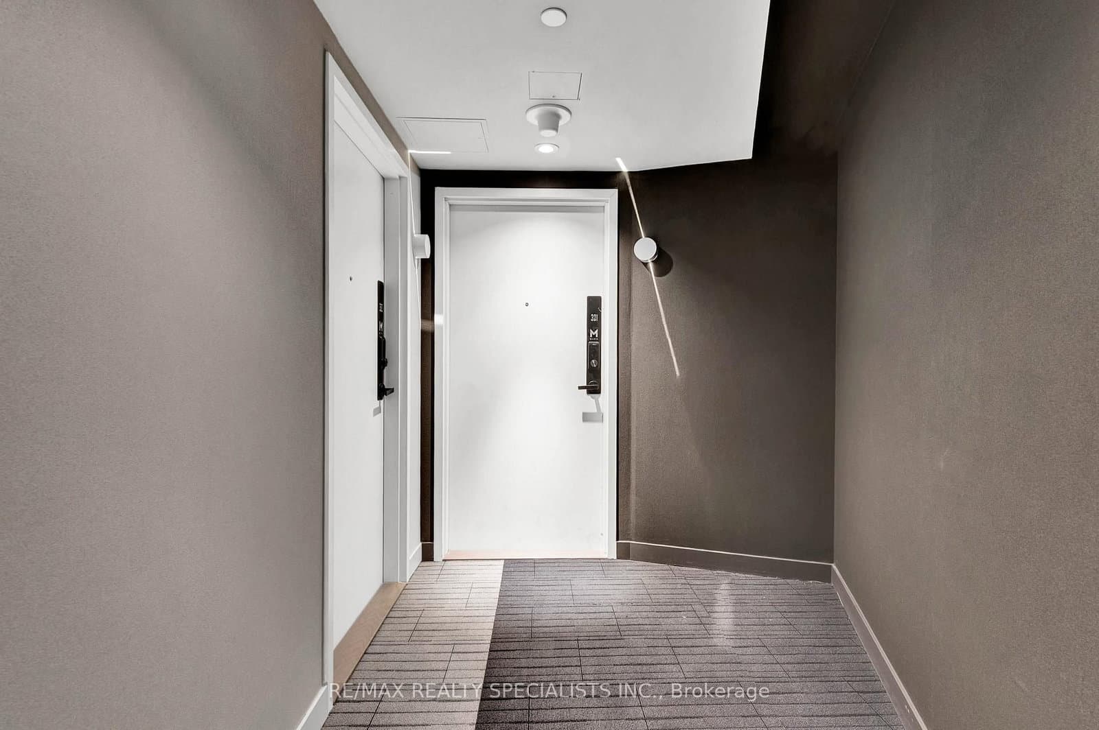 3883 QUARTZ Road, Unit 321 thumbnail 4